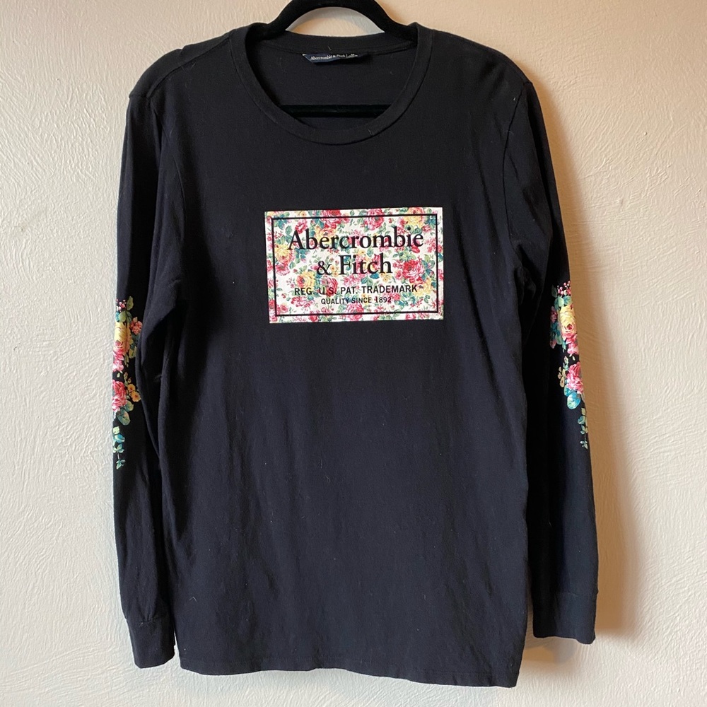 Abercrombie & Fitch long sleeve tee
